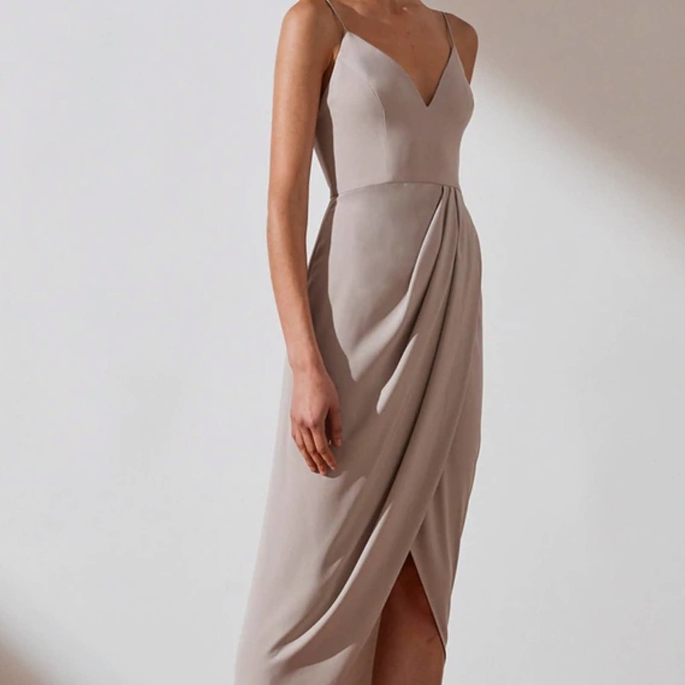 REVOLVE x Shona Joy dress in Oyster tulip hem size US 2